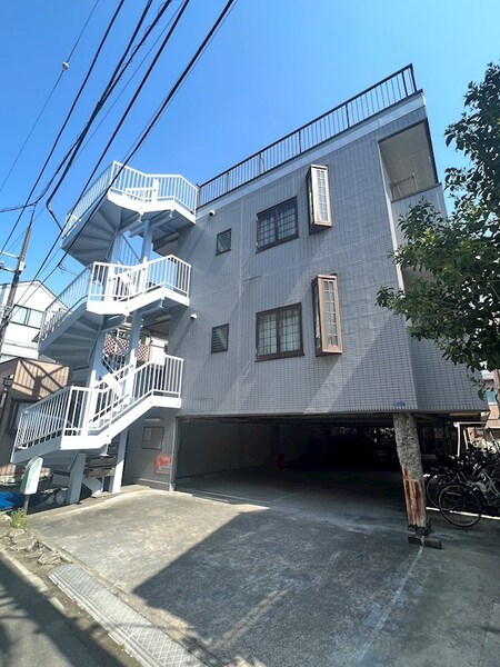 コンディエゴ外観写真