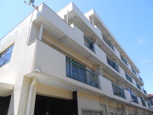 花井マンション外観写真