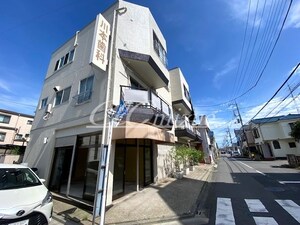 リート外観写真