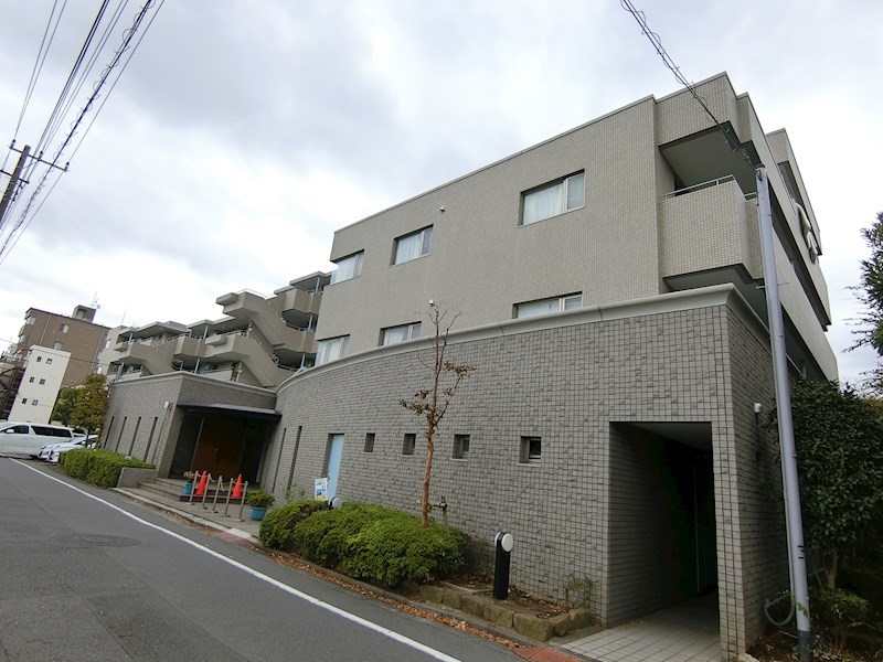 FOREST　HOUSE（フォレストハウス）