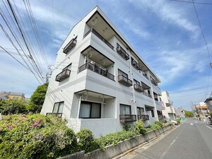 メゾンひかり外観写真