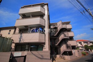 Landy新浦安外観写真