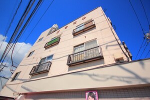 第１川富ビル外観写真