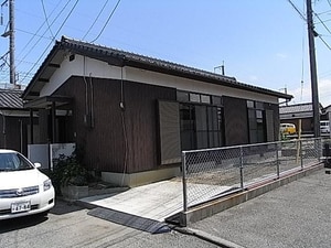 久米市上910神本貸家外観写真