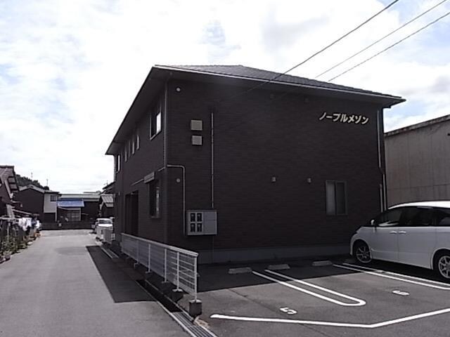 ノーブルメゾンの物件外観写真