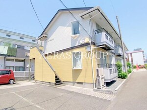 メゾンパークス武蔵台外観写真