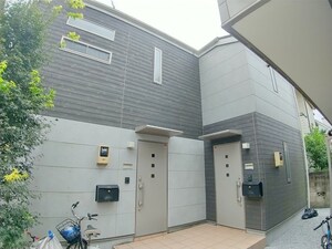 リブリ・カームコート恋ヶ窪 B棟外観写真