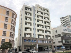 ショーリセM那覇新都心外観写真