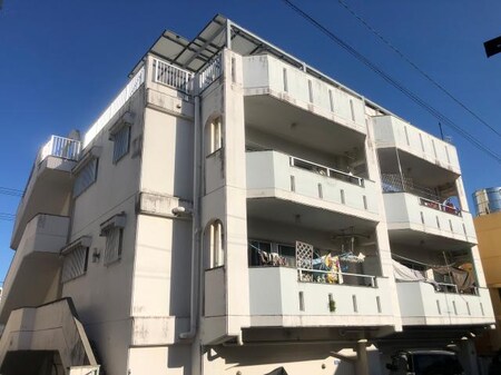 メゾンウエチ外観写真