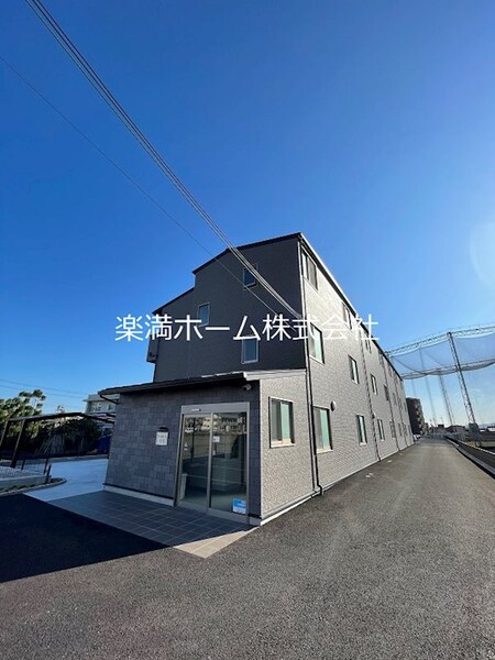 アークリード太秦外観写真