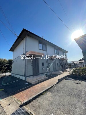 イーズコート桂II外観写真