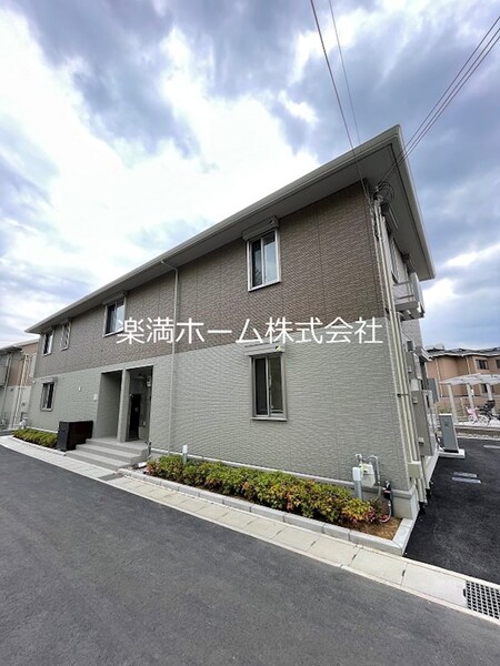 深草プロジェクトD棟外観写真