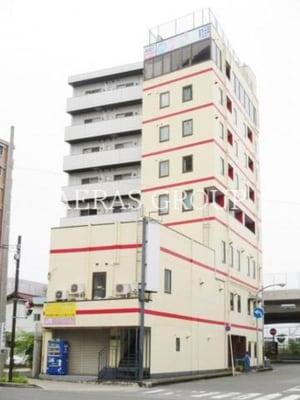 プラーズ子安通外観写真