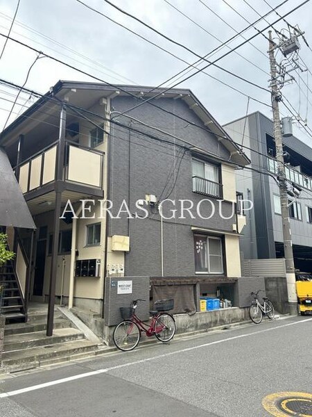 WEST COAT外観写真