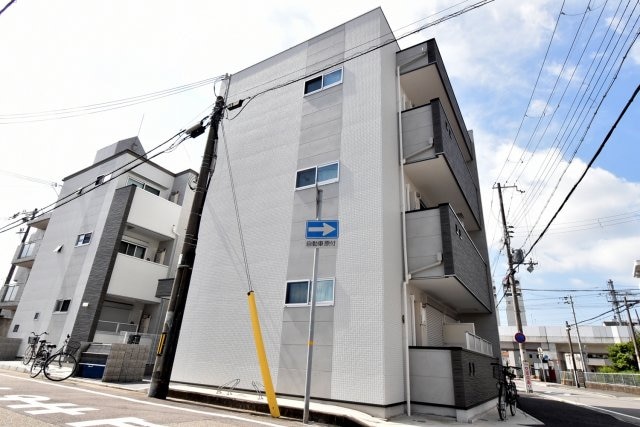 ワコーレヴィータ甲子園WESTの物件外観写真