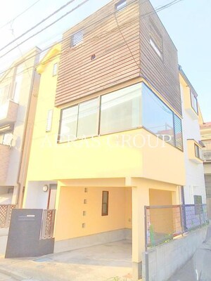 北沢戸建外観写真