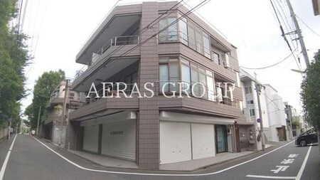クワトロレオーネ外観写真