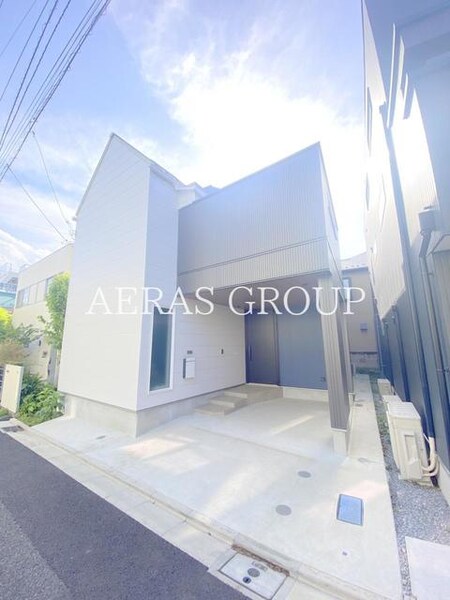 梅丘戸建外観写真