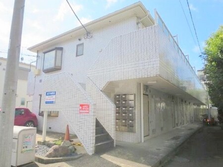 アヴィタシオン成城13号棟外観写真