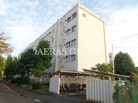 烏山北住宅16号棟外観写真