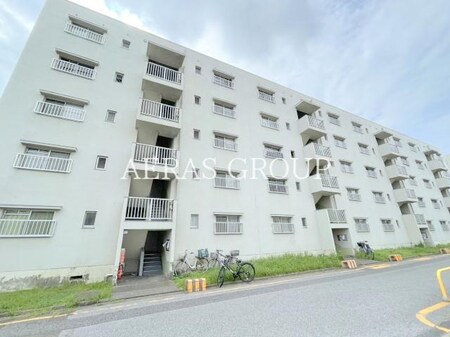 ビレッジハウス検見川9号棟外観写真