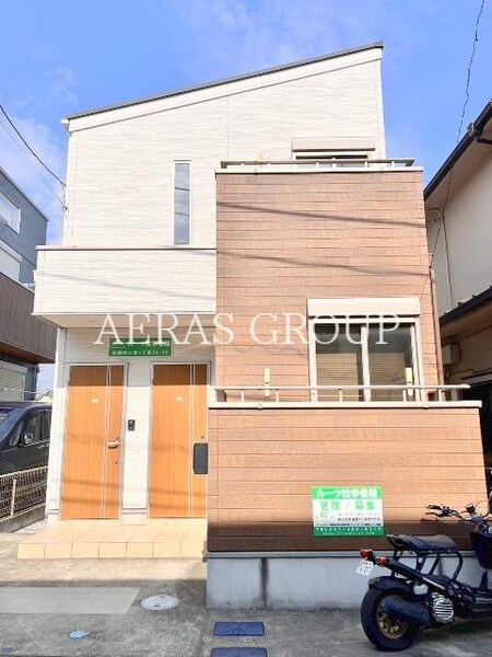 ルーツ拾参番館外観写真