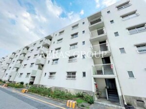 ビレッジハウス検見川6号棟外観写真