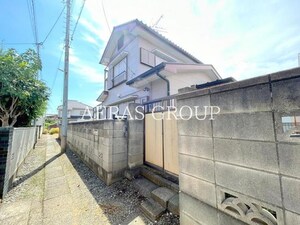 国府台石井戸建外観写真