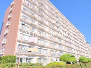 新松戸ファミールハイツ1号棟外観写真