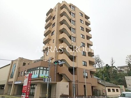 プレメンスト外観写真
