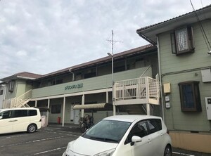 グランディ松葉外観写真
