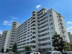 新松戸パークハウスB棟外観写真