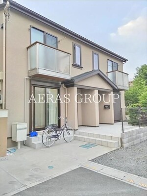 Casa Familiei A棟外観写真