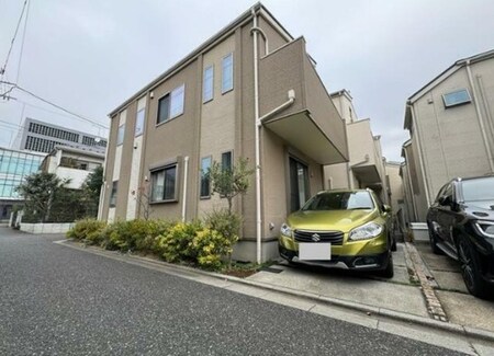 山田貸家外観写真