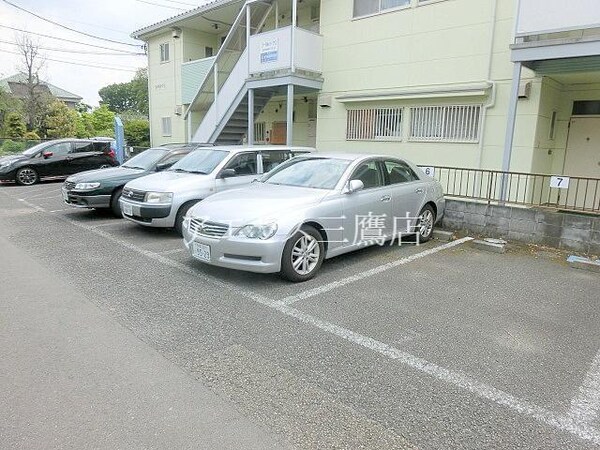 駐車場(駐車スペースです。)