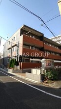 イーストヒルズⅢ