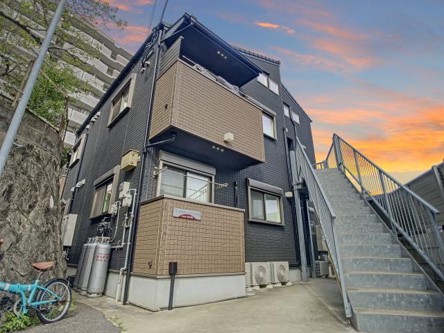 modernpalazzoNorth赤迫B棟