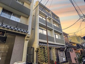 アミティ館内二番館外観写真