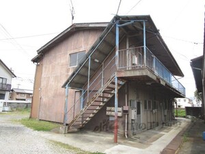 岩湖アパート外観写真