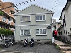 ゼルコーバ外観写真