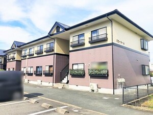 クローバー・A棟外観写真