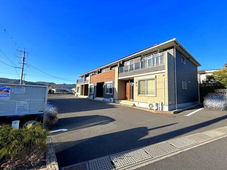 ネルソン参番館（サンバンカン）外観写真