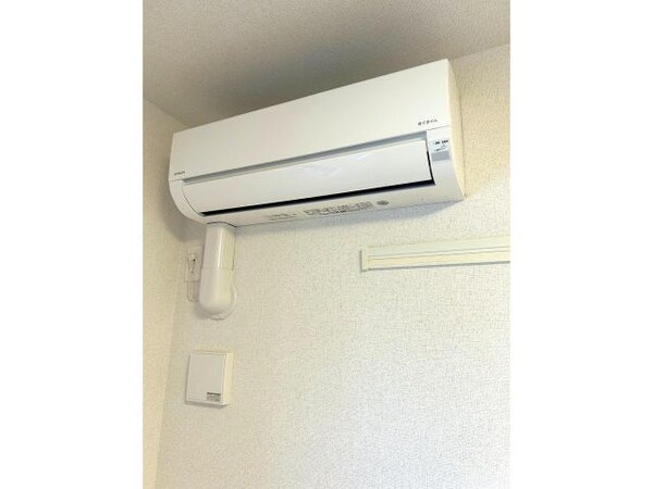 空調設備(エアコン2基付き)