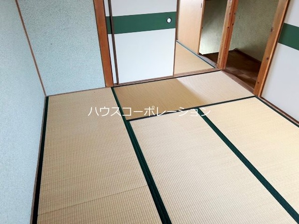 ベッドルーム