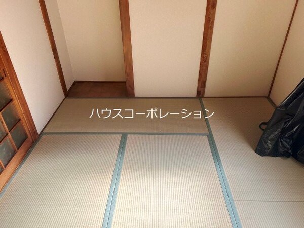 ベッドルーム