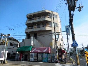 水上マンション外観写真