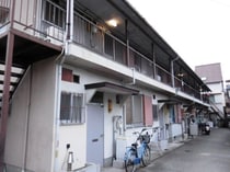 阪急神戸線 塚口駅 2階建 築48年の外観写真