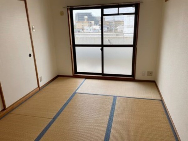 ベッドルーム