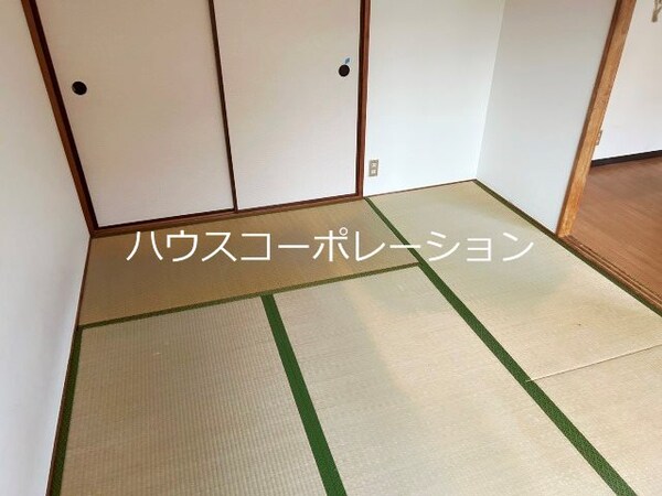 ベッドルーム
