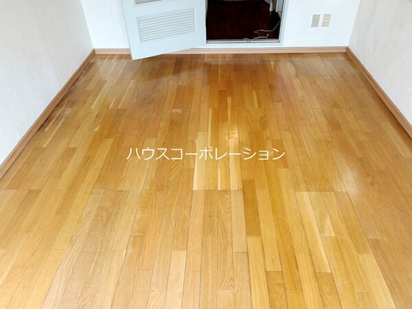 ベッドルーム